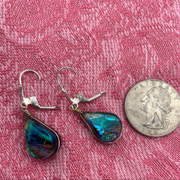 Copper Green Glass Tear Drop Dangle Earrings - Picture 3 of 6